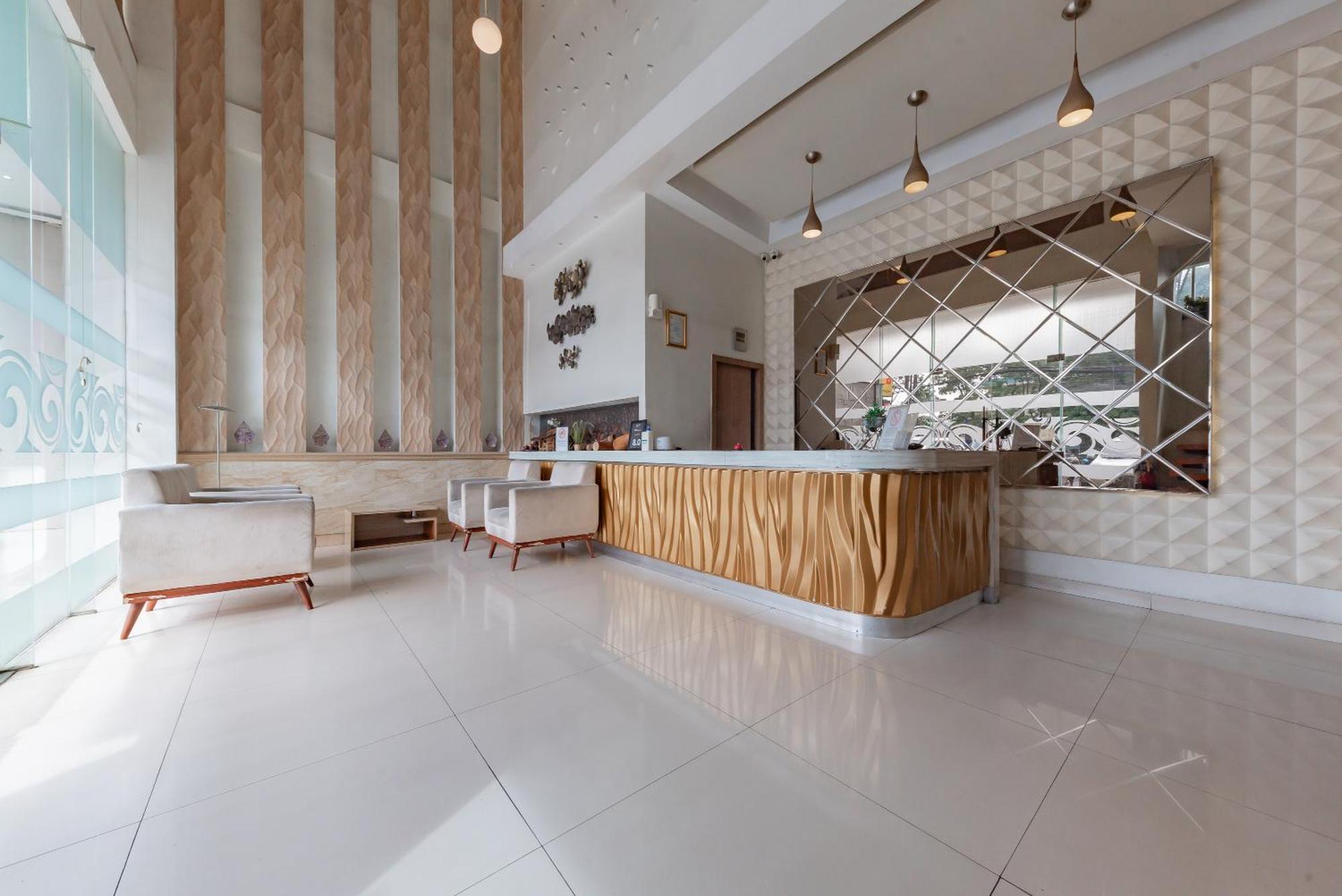 Sans Hotel Diemdi Kiaracondoong Bandung Exterior foto